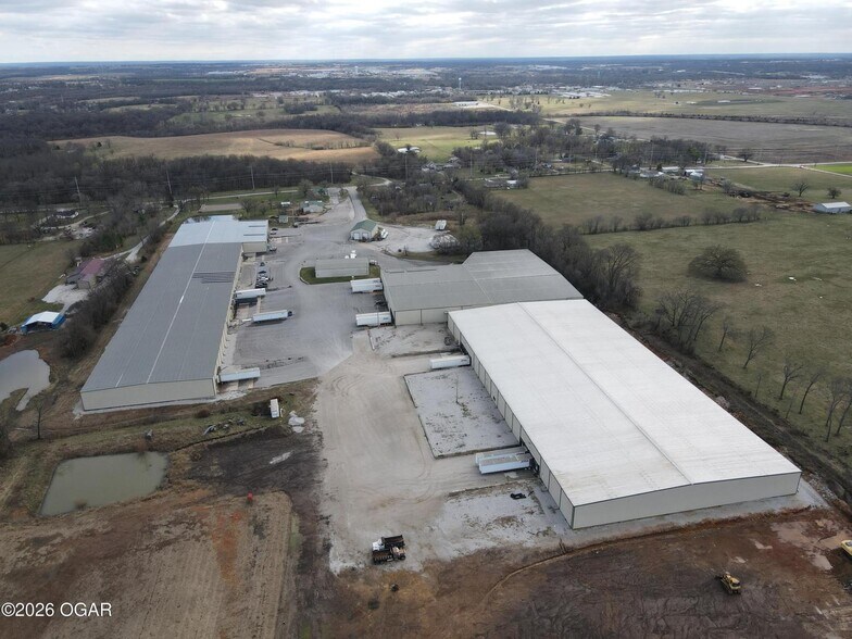 More Photos Of 3191 County Lane 187, Carthage Industrial For Lease