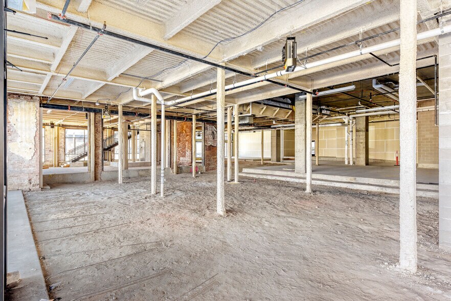 More Photos Of 1665 N Pearl St, Denver Apartments For Sale