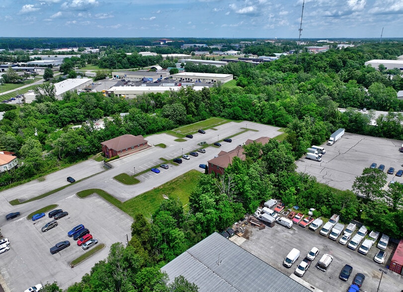 More Photos Of 10609-10611 Watterson Center Ct, Louisville Office For Sale