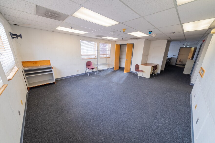 More Photos Of 6501 E 2nd St, Prescott Valley Warehouse For Lease