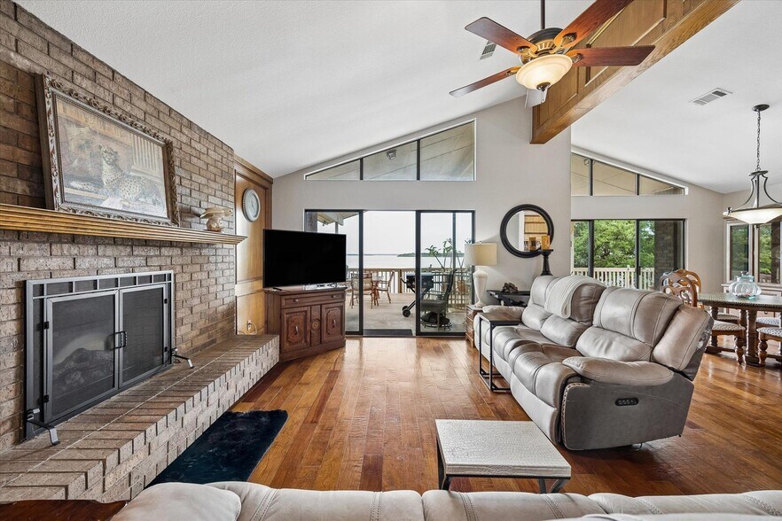 More Photos Of 1704 County Road 128, Burnet Specialty For Sale