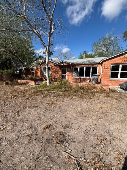 More Photos Of 369 Edith Dr, Alice Office For Sale