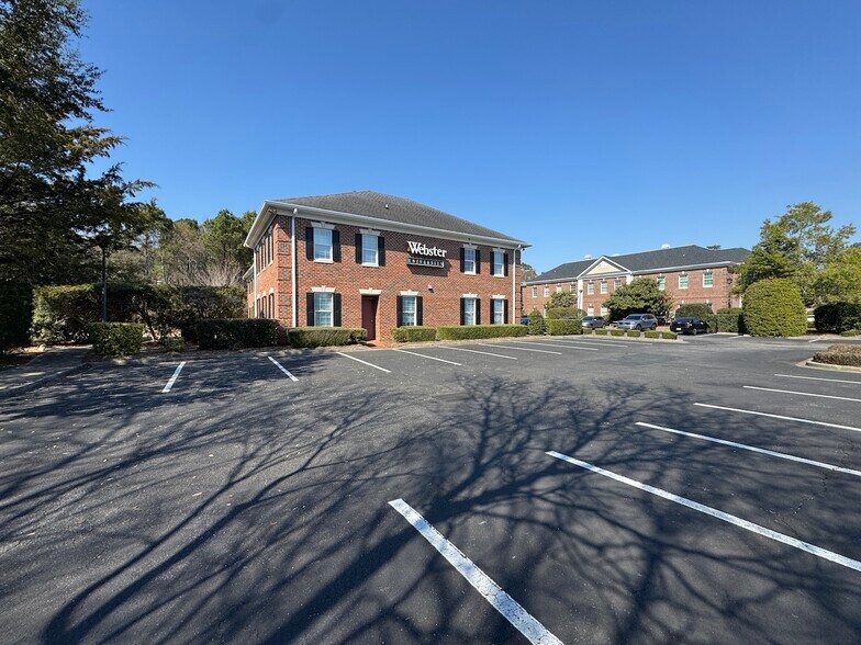 More Photos Of 4589 Oleander Dr, Myrtle Beach Office For Sale