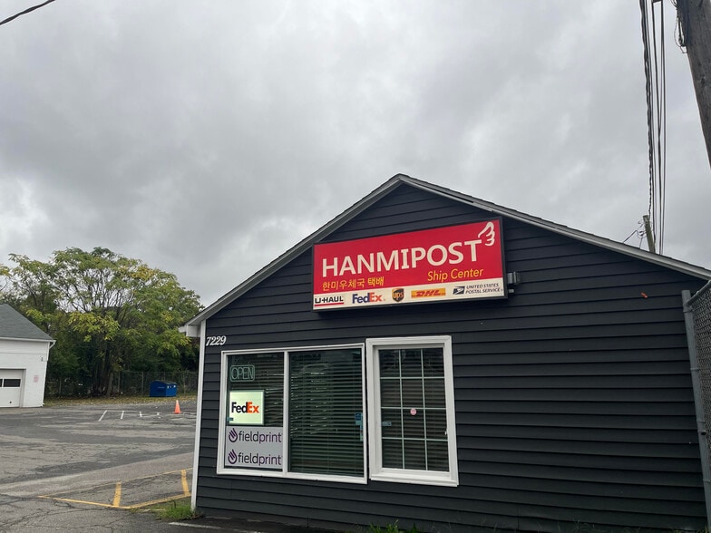More Photos Of 7229 Little River Tpke, Annandale Storefront Retail Office For Sale
