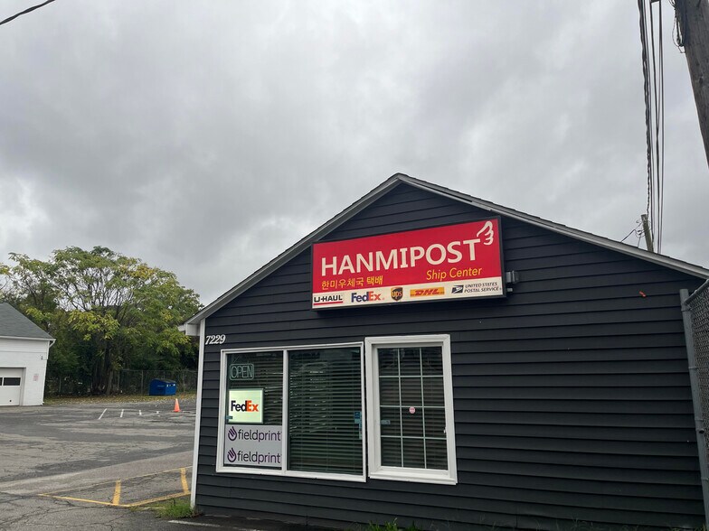 More Photos Of 7229 Little River Tpke, Annandale Storefront Retail Office For Sale