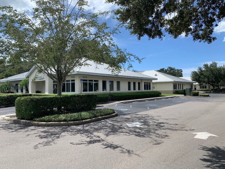More Photos Of 5935 Webb Rd, Tampa Medical For Lease