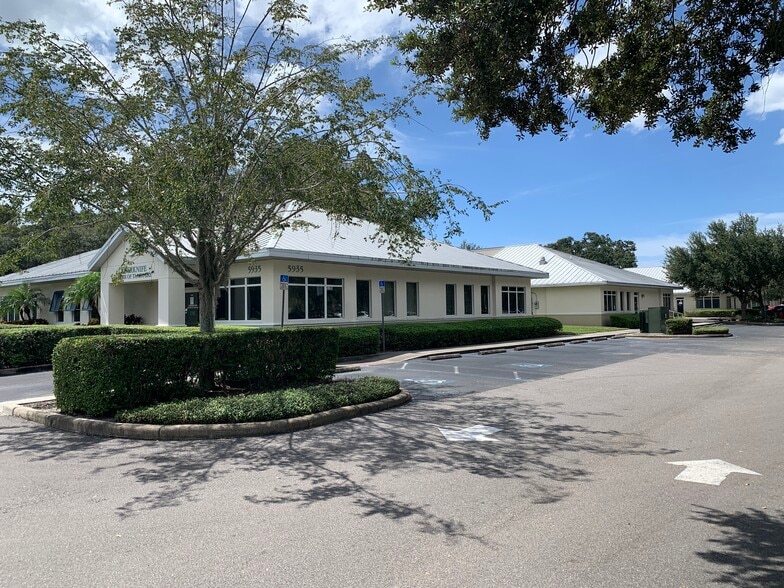 More Photos Of 5935 Webb Rd, Tampa Medical For Lease