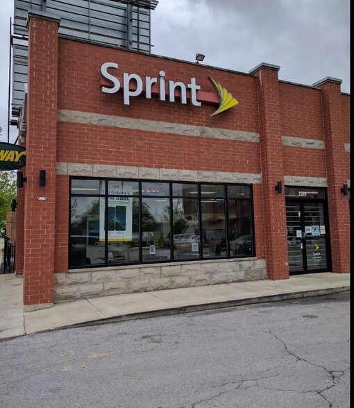 More Photos Of 7920 S Western Ave, Chicago Storefront For Lease