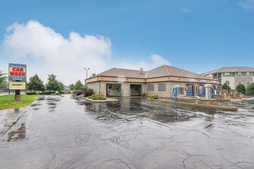 More Photos Of 14967 W National Ave, New Berlin Carwash For Sale
