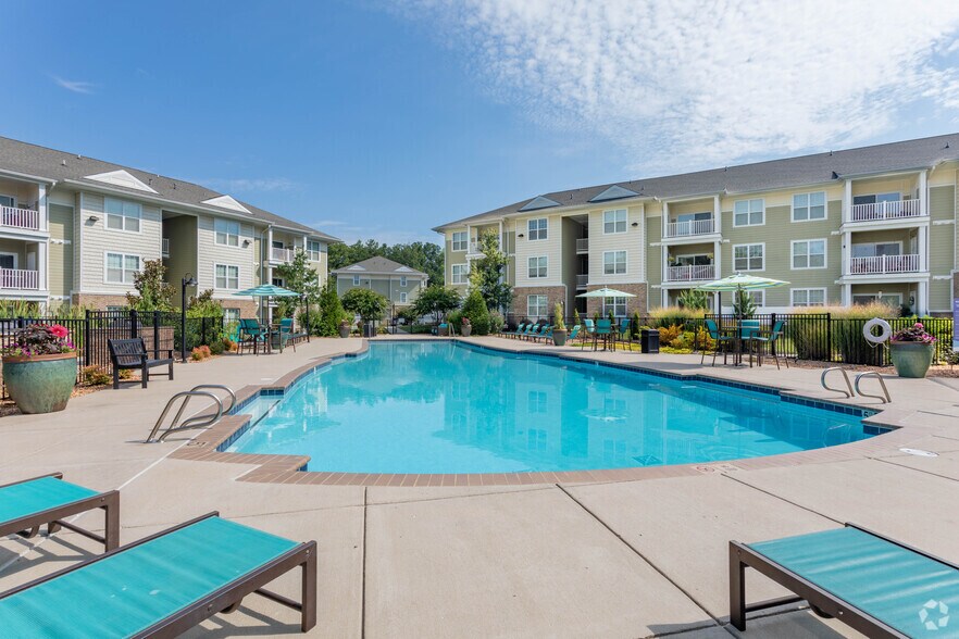 More Photos Of 14400 Palladium Dr, Midlothian Apartments For Sale