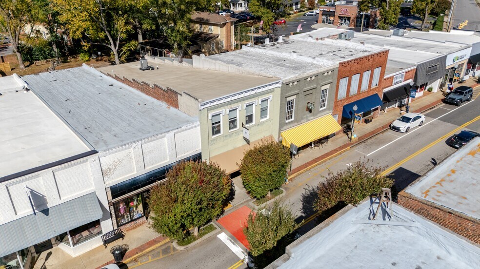 More Photos Of 227 Main St, Fort Mill Office For Lease