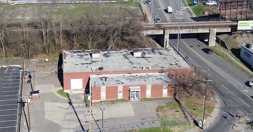 Primary Photo Of 1384 Tennessee Ave, Cincinnati Warehouse For Sale