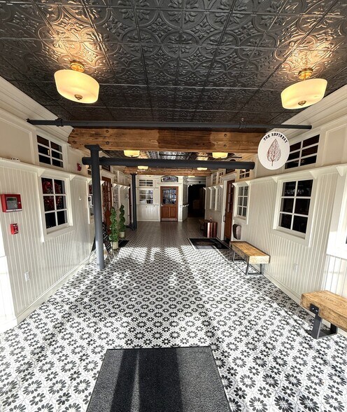 More Photos Of 350 Kennedy Blvd, Pittston Warehouse For Lease