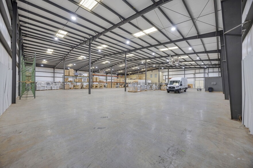 More Photos Of 311 England Pl, Spartanburg Manufacturing For Lease