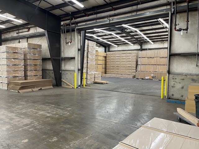 More Photos Of 1731 Industrial Way, Philomath Warehouse For Sale