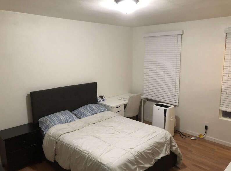 More Photos Of 218 W Wilson Ave, Orange Apartments For Sale