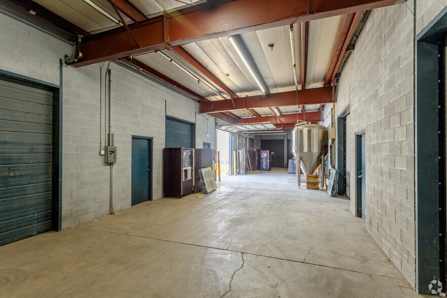 More Photos Of 1441 W 46th Ave, Denver Warehouse For Lease