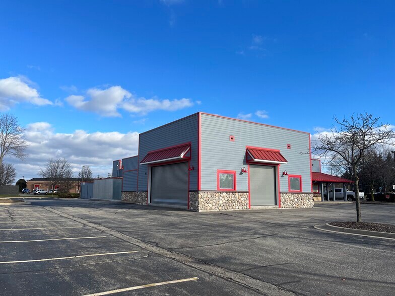 More Photos Of 4505 Canal Ave SW, Grandville Restaurant For Sale