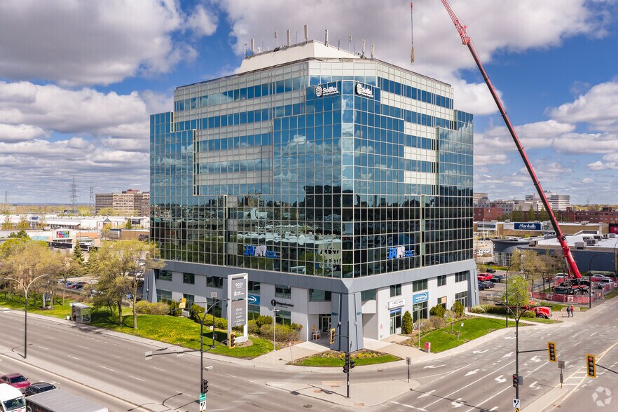 Primary Photo Of 9001 Boul De L'acadie, Montréal Office For Lease