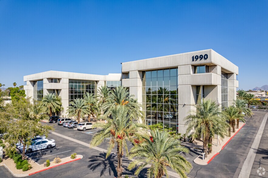 More Photos Of 1990 W Camelback Rd, Phoenix Office Residential For Lease