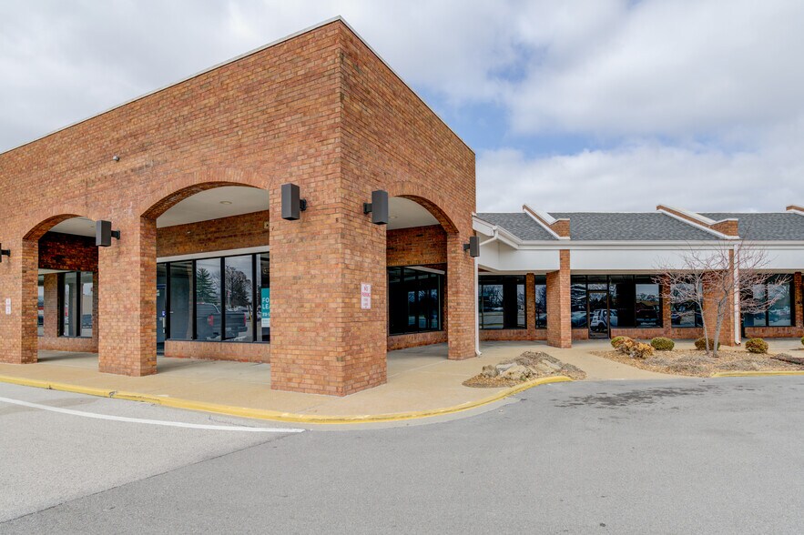 More Photos Of 501-701 Belt Line Rd, Collinsville Unknown For Lease