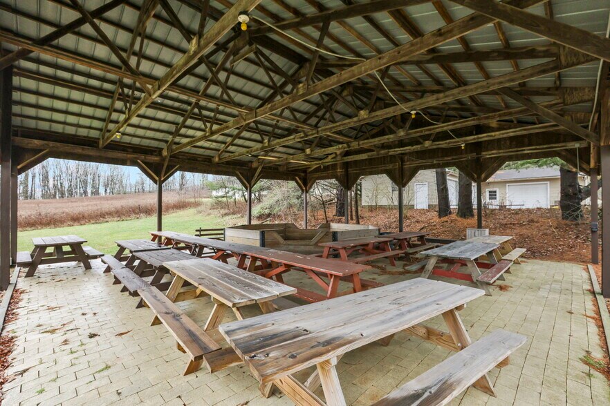 More Photos Of 5734 Durbin Rd, Bellville Specialty For Sale