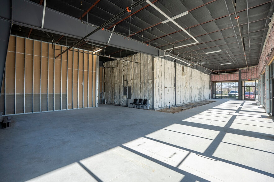 More Photos Of 641 Mill St, San Marcos Restaurant For Lease