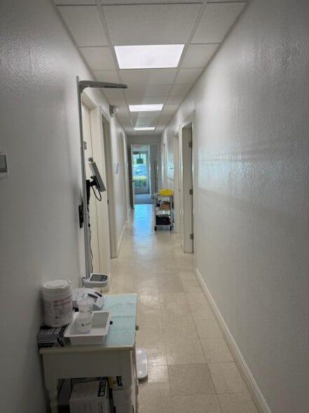 More Photos Of 9371 Cypress Lake Dr, Fort Myers Unknown For Lease