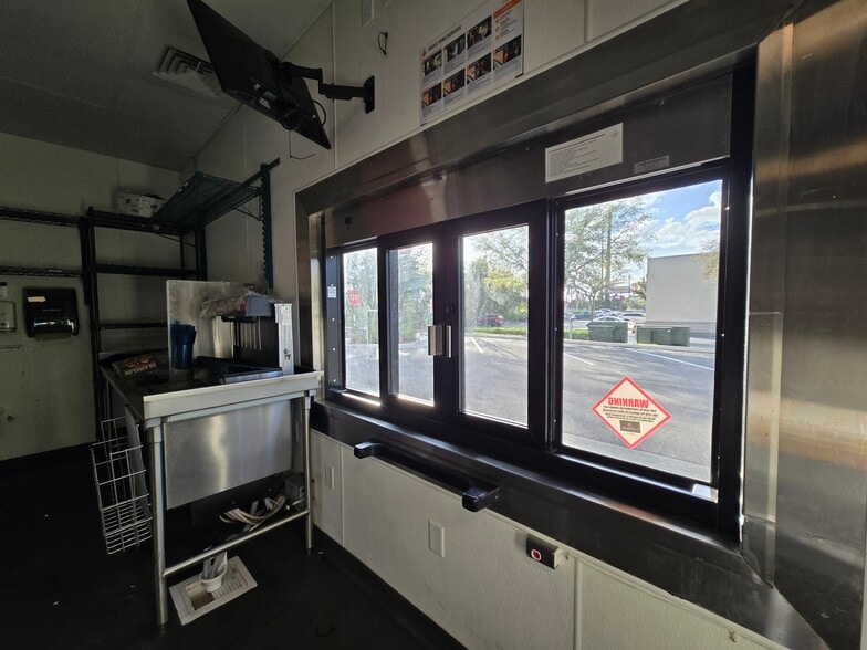 More Photos Of 810 Green Way, Keystone Heights Fast Food For Lease