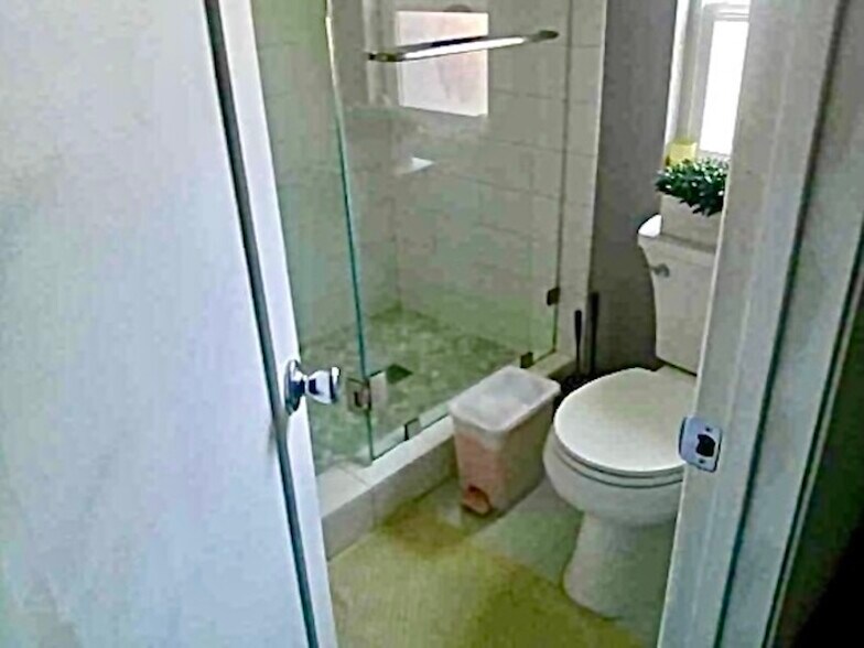 More Photos Of 829 11th St, Imperial Beach Multifamily For Sale