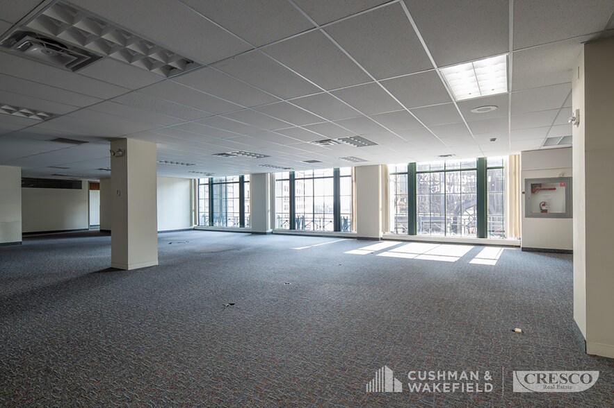 More Photos Of 1331 Euclid Ave, Cleveland Office For Lease