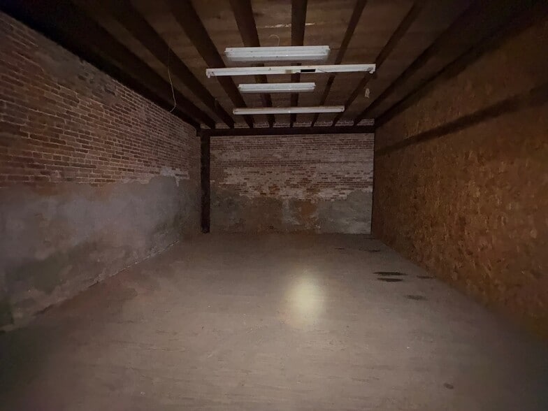 More Photos Of 300 S Randolph Ave, Eufaula Industrial For Sale