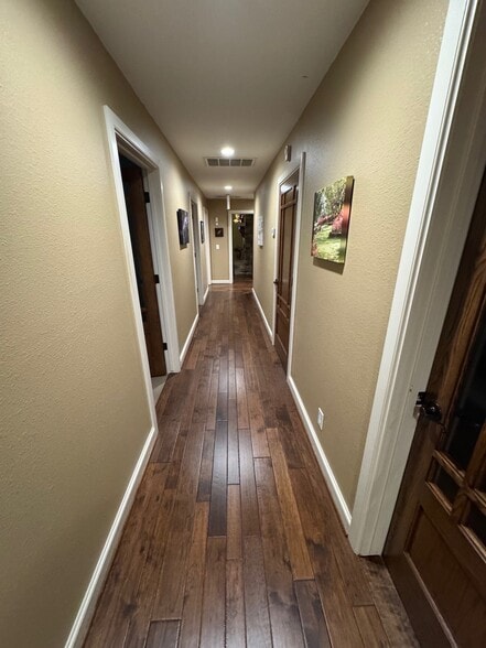 More Photos Of 6964 S 69th East Ave, Tulsa Medical For Sale