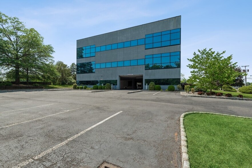 More Photos Of 3121 US Highway 22, Branchburg Coworking Space