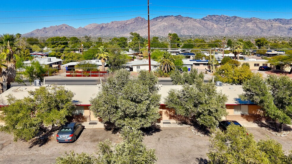 More Photos Of 2770 N Goyette Ave, Tucson Apartments For Sale