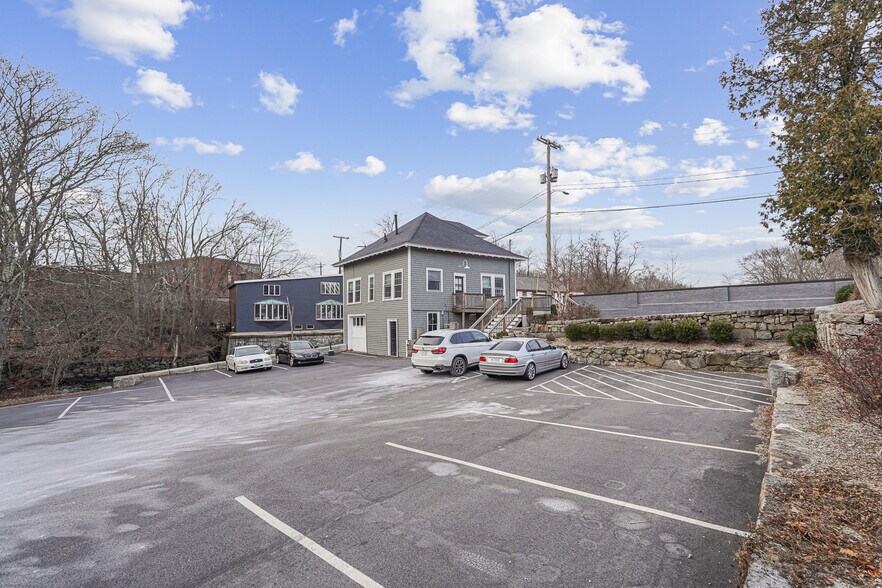 More Photos Of , Uxbridge Unknown For Sale