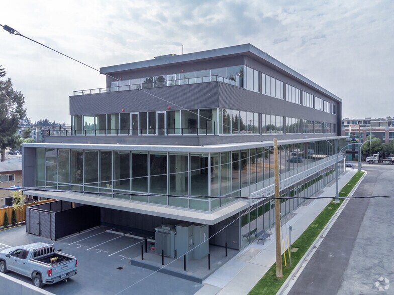 More Photos Of 2060 Mccallum Rd, Abbotsford Office For Sale