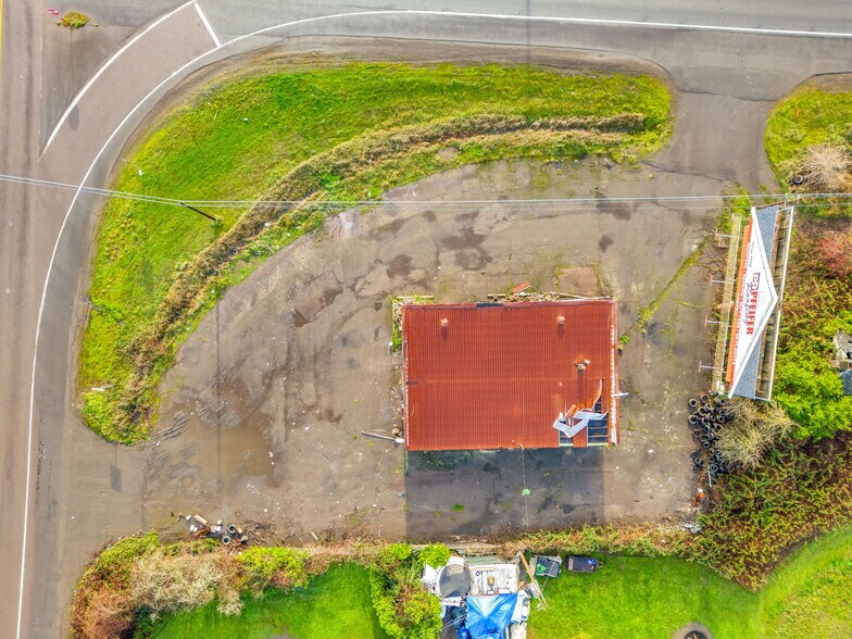 More Photos Of 26555 Salmon River Hwy, Grand Ronde Flex For Sale