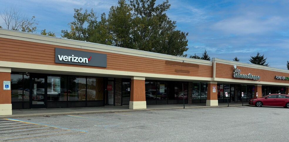 Primary Photo Of 5200-5220 Northland Dr NE, Grand Rapids Freestanding For Lease