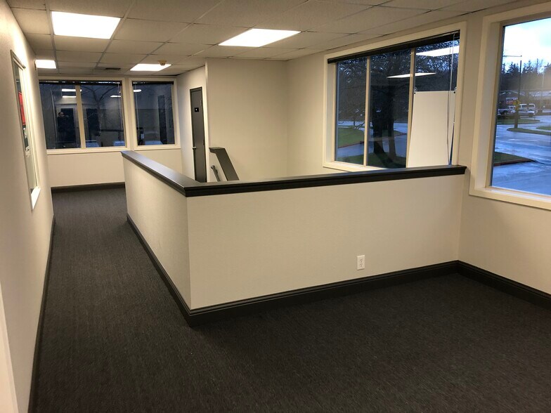 More Photos Of 16000 Mill Creek Blvd, Mill Creek Showroom For Lease