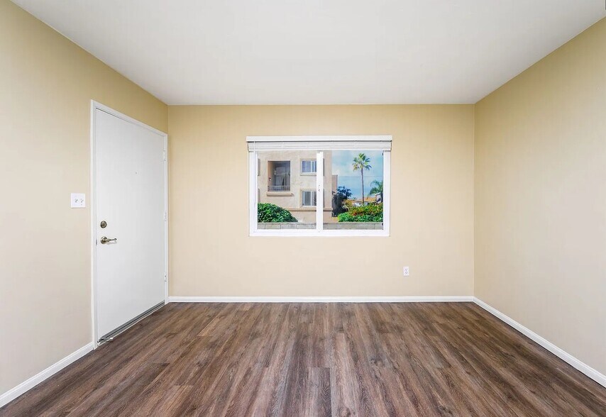 More Photos Of 5752-5758 Riley St, San Diego Apartments For Sale