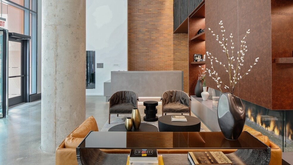 More Photos Of 161 N May St, Chicago Apartments For Lease