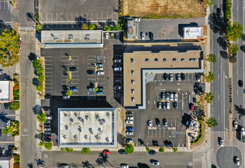 More Photos Of 910 W San Marcos Blvd, San Marcos Unknown For Lease