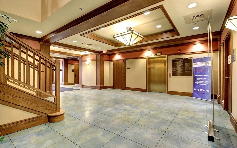 More Photos Of 166 Waterbury Rd, Prospect Medical For Lease