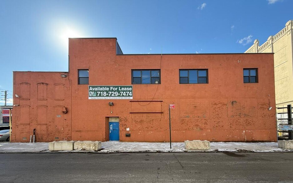 More Photos Of 87 Bowne St, Brooklyn Warehouse For Lease