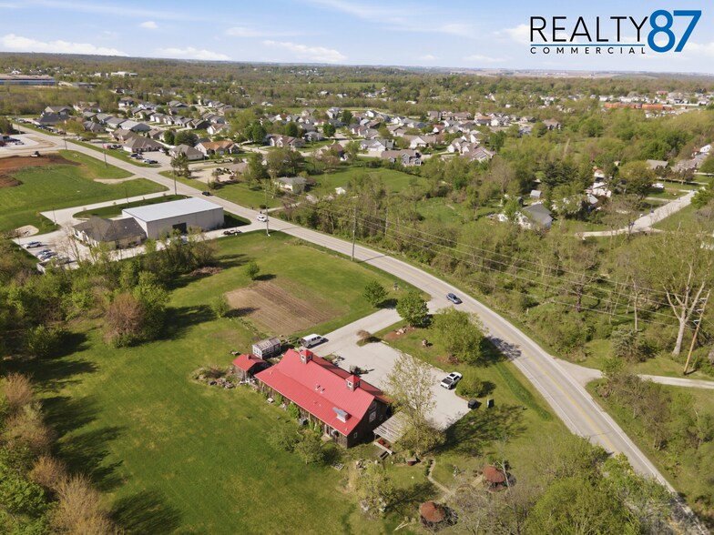 More Photos Of 495 Miller Rd, Hiawatha Specialty For Sale