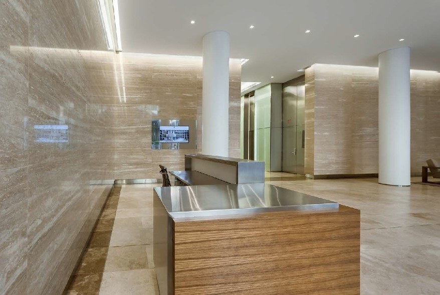 More Photos Of 3000 K St NW, Washington Office For Sale