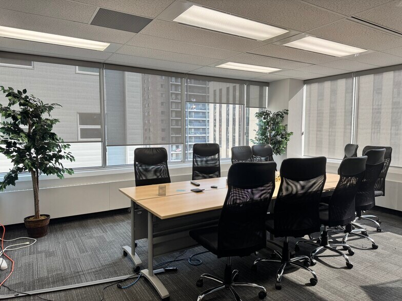 More Photos Of 900 6th Ave SW, Calgary Office Residential For Sale
