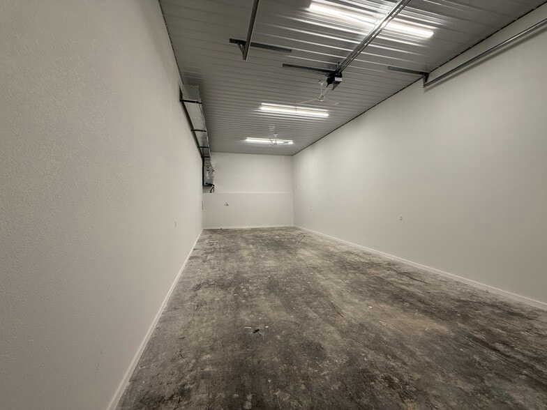 More Photos Of 6565 Stellhorn Rd, Fort Wayne Self Storage For Sale