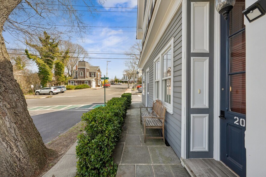 More Photos Of 200 Division St, Sag Harbor Loft Creative Space For Lease